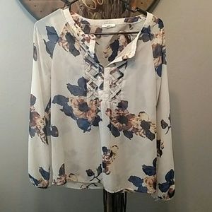 **Sale** Nordstroms Pleione Floral Blouse